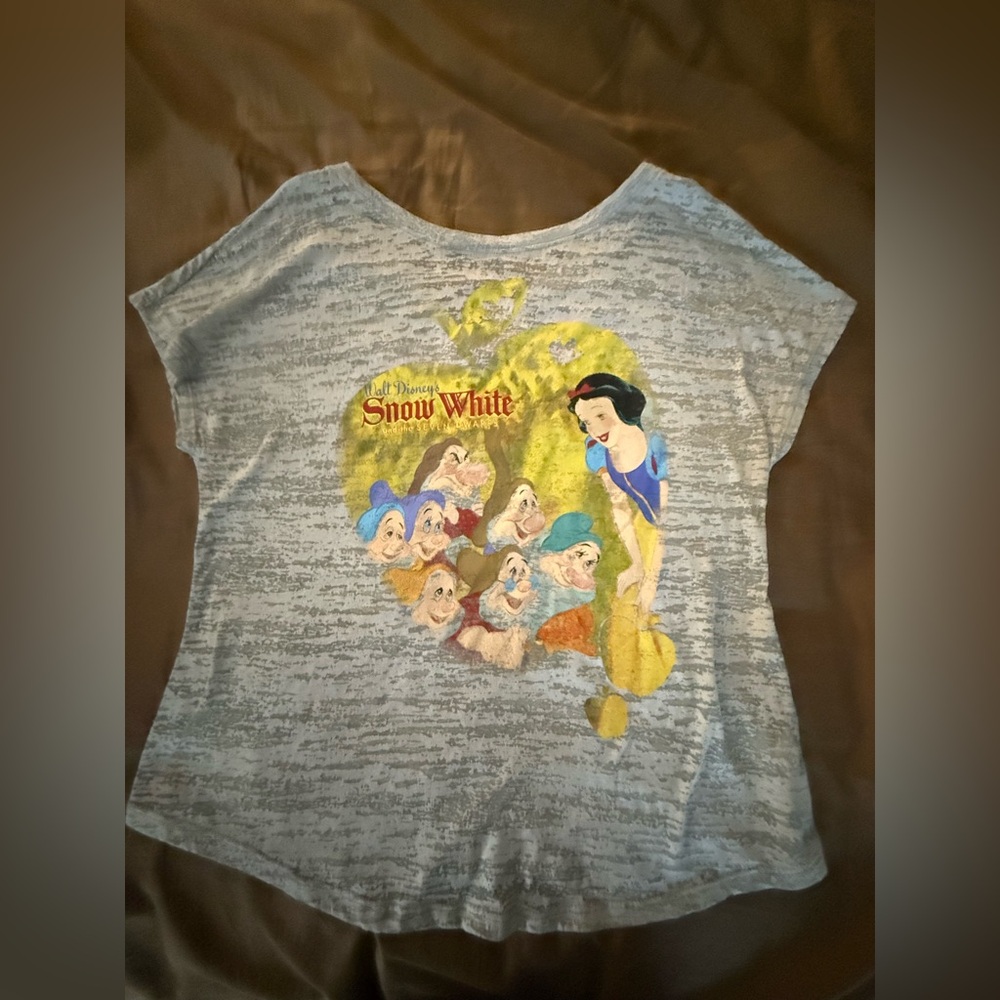 Disney Boutique Snow White long crop top Size S